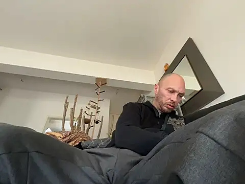 Snapshot of Germankink chatting on January 25, 2025, 10:51 am Germankink online show from January 25, 2025, 10:51 am