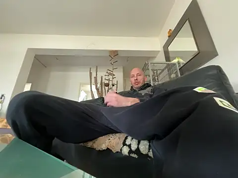 Snapshot of Germankink chatting on March 15, 2025, 9:41 am Germankink online show from March 15, 2025, 9:41 am