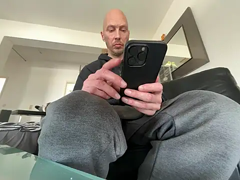 Snapshot of Germankink chatting on March 21, 2025, 10:39 am Germankink online show from March 21, 2025, 10:39 am