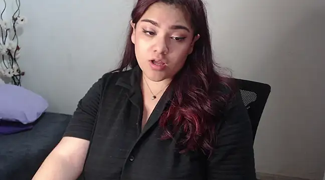 KathyGonzalez online show from February 14, 2025, 3:47 pm