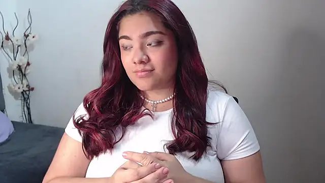 KathyGonzalez online show from February 15, 2025, 8:54 pm