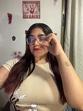 KathyGonzalez online show from October 9, 2025, 11:03 pm