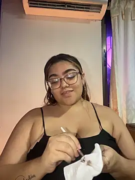 KathyGonzalez online show from January 12, 2026, 10:37 pm