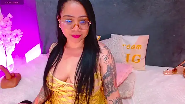 VeronicaBrunette online show from February 8, 2025, 6:54 am