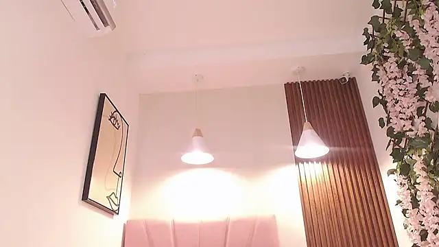  Daneshka online show from September 18, 2025, 6:10 pm