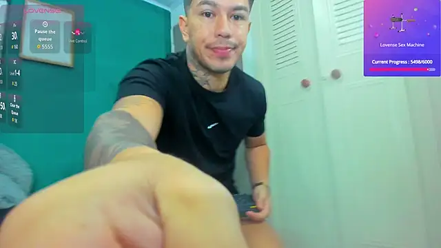 Snapshot of mateoreal1 chatting on June 19, 2026, 12:09 pm mateoreal1 online show from June 19, 2026, 12:09 pm
