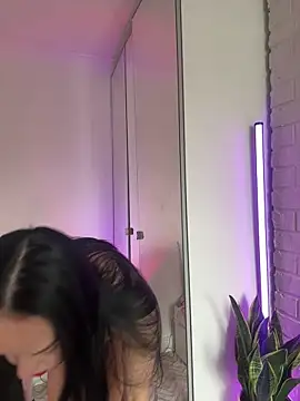 Vanesskaa online show from April 15, 2026, 12:34 pm