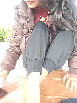 Linda 2k online show from February 24, 2025, 8:27 am