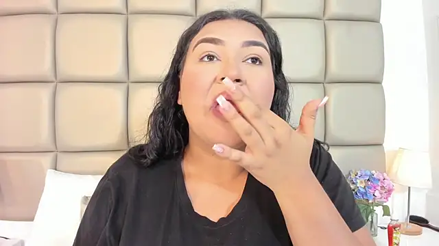 DojaAissha online show from January 12, 2026, 7:19 pm