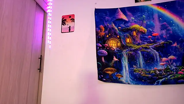 CatrinaRossi online show from November 7, 2025, 10:54 pm