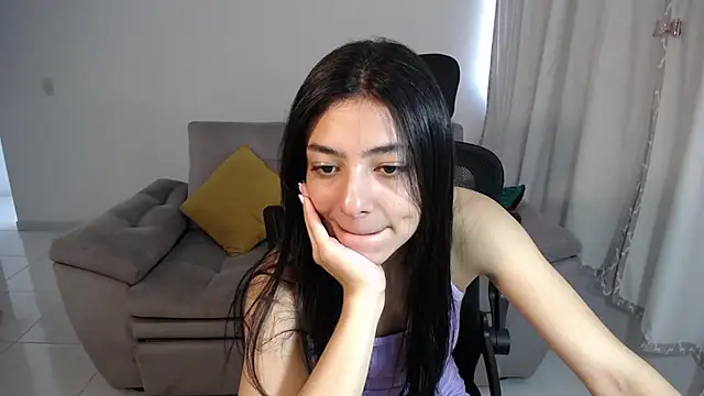 Liissa cute  online show from January 15, 2025, 4:21 pm