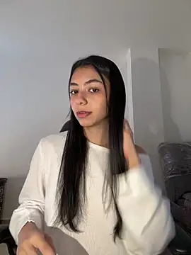 Liissa cute  online show from October 8, 2025, 7:00 pm