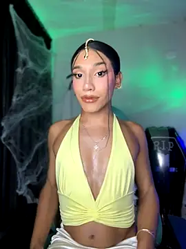 Emaa- online show from October 17, 2025, 11:18 pm