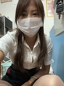 andii-1 online show from December 19, 2025, 1:56 am