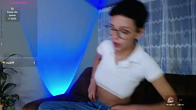 peyton golden1 online show from January 13, 2025, 12:19 am