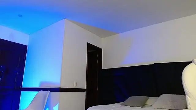 peyton golden1 online show from March 2, 2026, 5:08 am