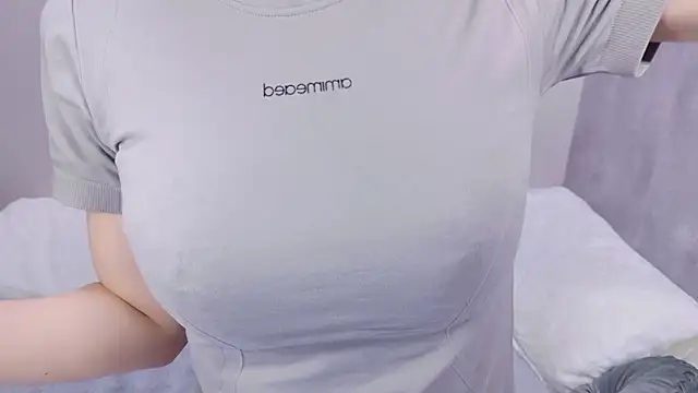 TsukasaSakai online show from April 18, 2026, 12:25 am