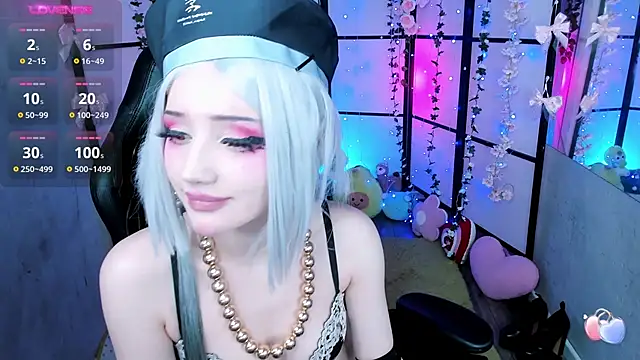 LilithLin online show from February 5, 2025, 4:27 am