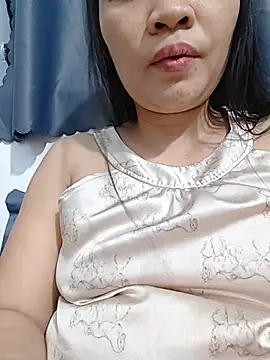 Snapshot of _Mira_69_ chatting on July 11, 2026, 3:04 pm Mira 69 online show from July 11, 2026, 3:04 pm
