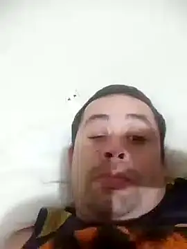 juanbenitez2 online show from March 16, 2025, 4:34 pm