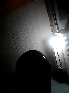 juanbenitez2 online show from October 7, 2025, 7:27 am