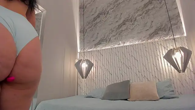 Snapshot of Danna_Martinez_ chatting on March 20, 2025, 7:35 pm Danna Martinez online show from March 20, 2025, 7:35 pm