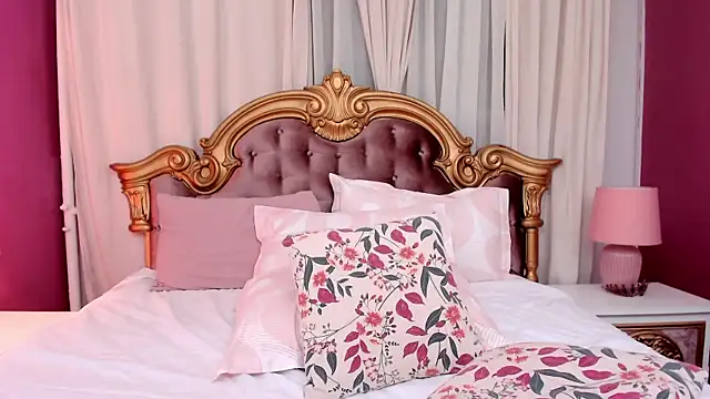 beauty luna18 online show from January 7, 2026, 6:21 pm