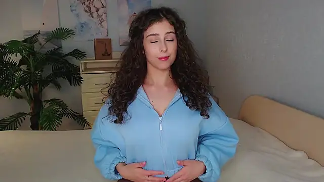 cosmosbaby online show from September 22, 2025, 1:13 pm