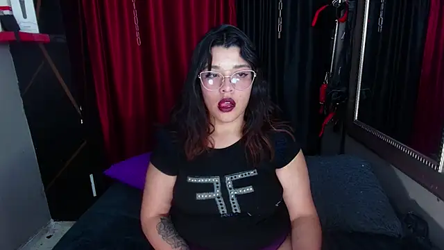 AvaLusty online show from January 14, 2025, 4:36 am