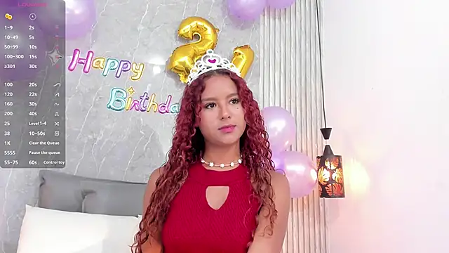 Sophiee Velvet online show from February 17, 2025, 1:32 pm