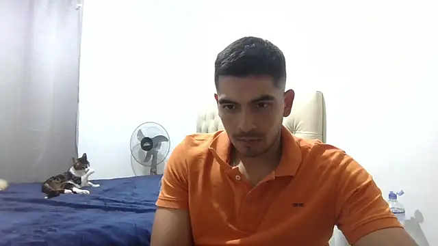 Snapshot of Himoreno25 chatting on December 5, 2025, 1:47 am Himoreno25 online show from December 5, 2025, 1:47 am