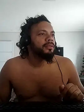 Snapshot of morenindarola chatting on January 23, 2025, 1:56 pm morenindarola online show from January 23, 2025, 1:56 pm