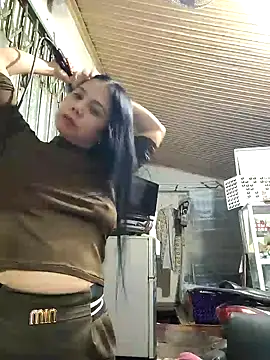Tinease online show from February 21, 2025, 2:06 am