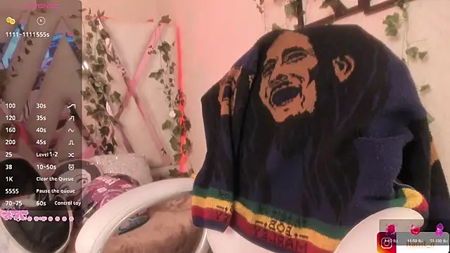 Punkys  online show from September 17, 2025, 4:19 pm