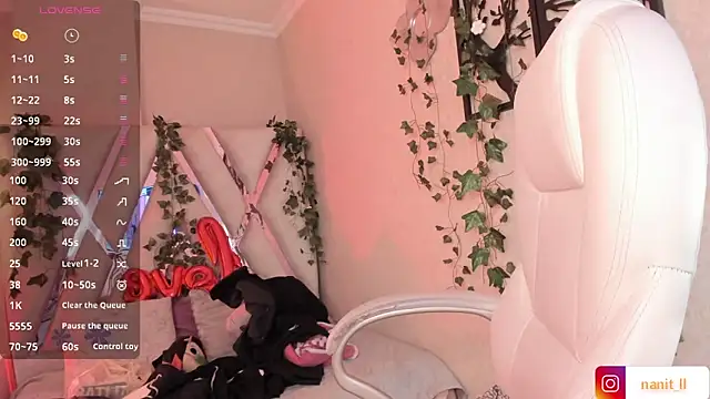 Punkys  online show from November 15, 2025, 9:00 pm