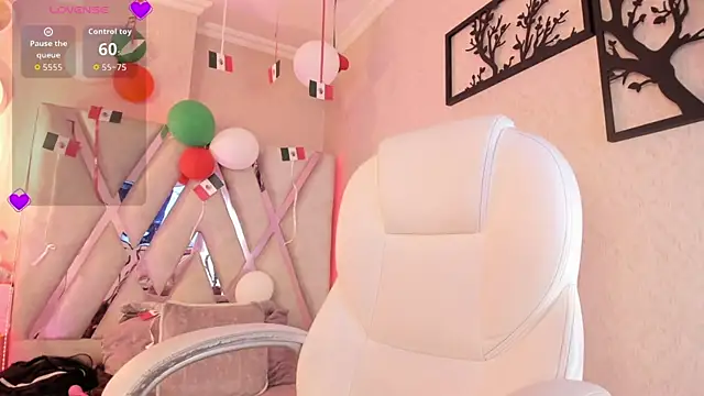 Punkys  online show from June 29, 2026, 11:05 pm