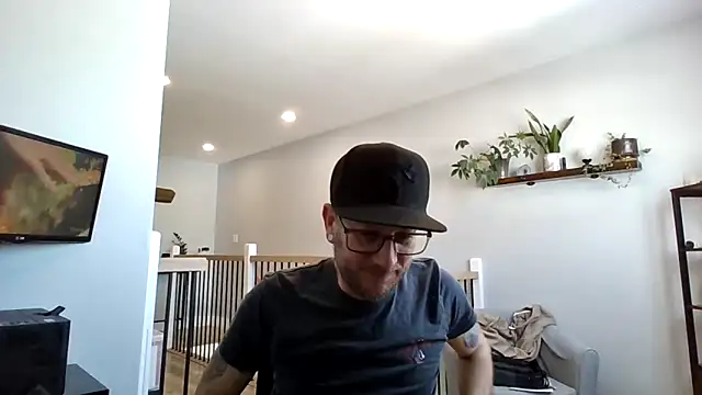 Bigdicktrav902 online show from February 12, 2025, 4:33 pm