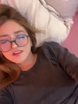 SweetJennaa online show from October 10, 2025, 3:27 am