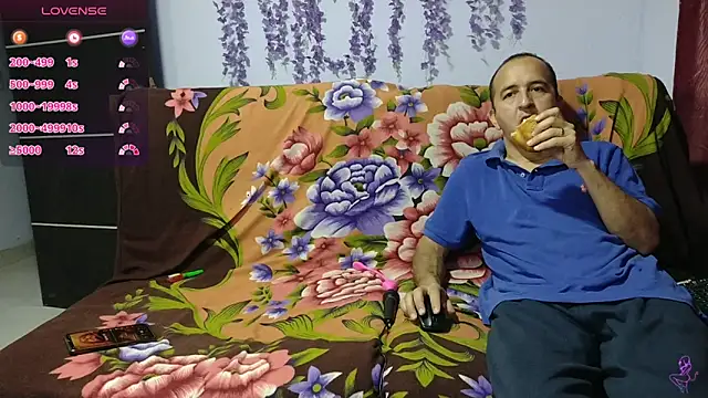 yazfore2 online show from November 12, 2025, 12:22 am