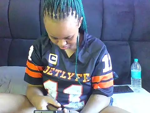 Candii wet  online show from January 17, 2025, 10:22 am