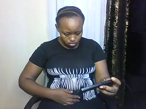 Candii wet  online show from February 9, 2025, 2:50 pm