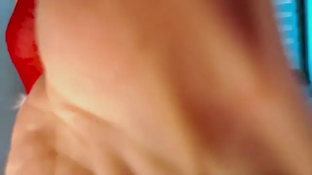 MiaRouge online show from December 24, 2024, 6:22 am