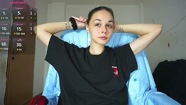 Snapshot of Miss__Bia chatting on October 27, 2025, 10:36 pm Miss Bia online show from October 27, 2025, 10:36 pm