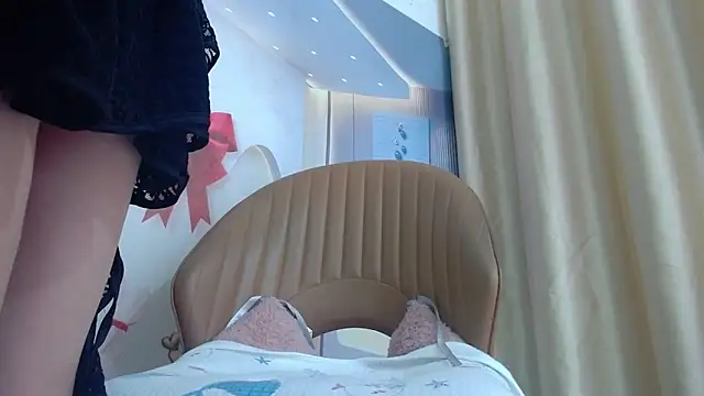 Snapshot of Cindy--Cici chatting on January 7, 2026, 1:19 am Cindy--Cici online show from January 7, 2026, 1:19 am