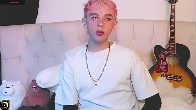lil tay  online show from March 14, 2025, 12:10 am