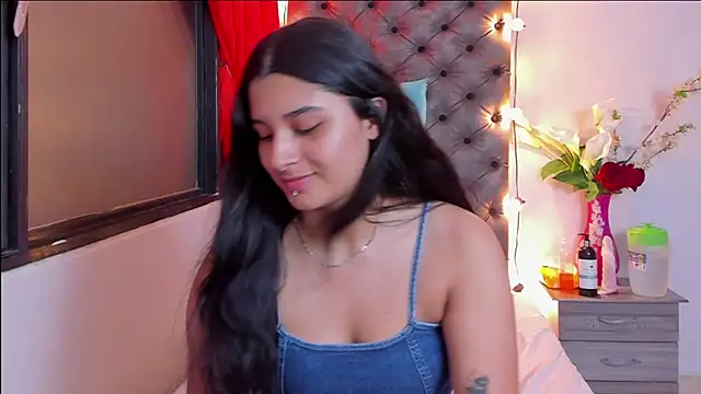 Megan Whitte online show from January 15, 2025, 4:25 am