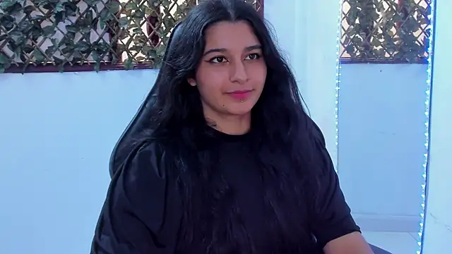 Megan Whitte online show from January 15, 2025, 4:54 pm