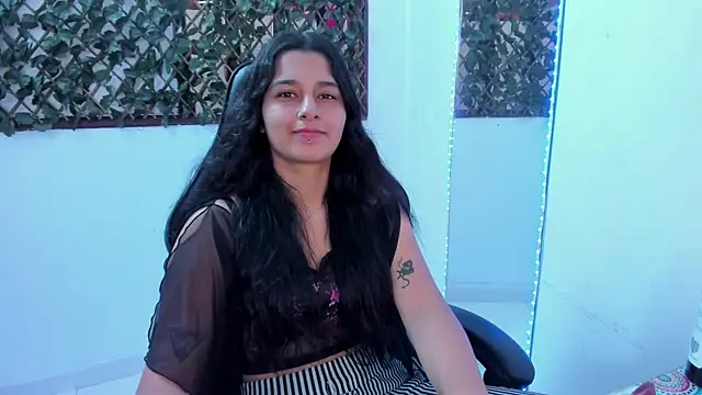 Megan Whitte online show from January 16, 2025, 7:52 pm