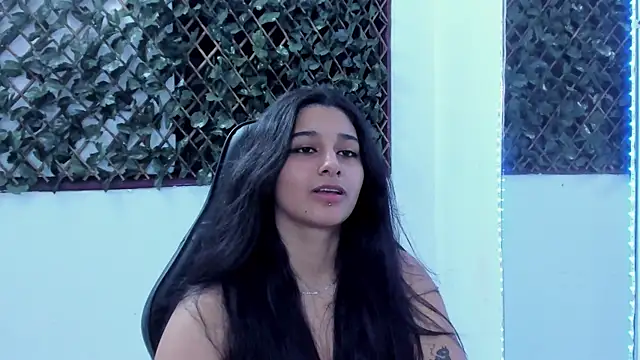 Megan Whitte online show from January 21, 2025, 3:26 am