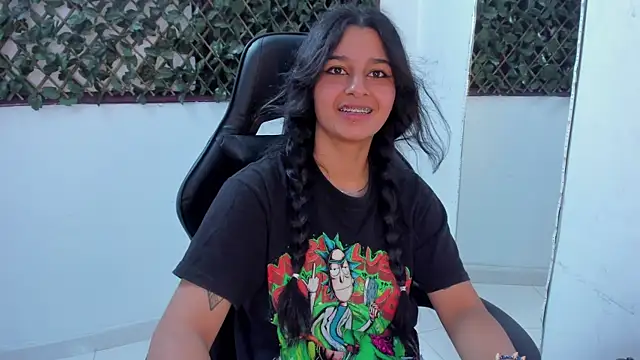 Megan Whitte online show from January 27, 2025, 6:41 am